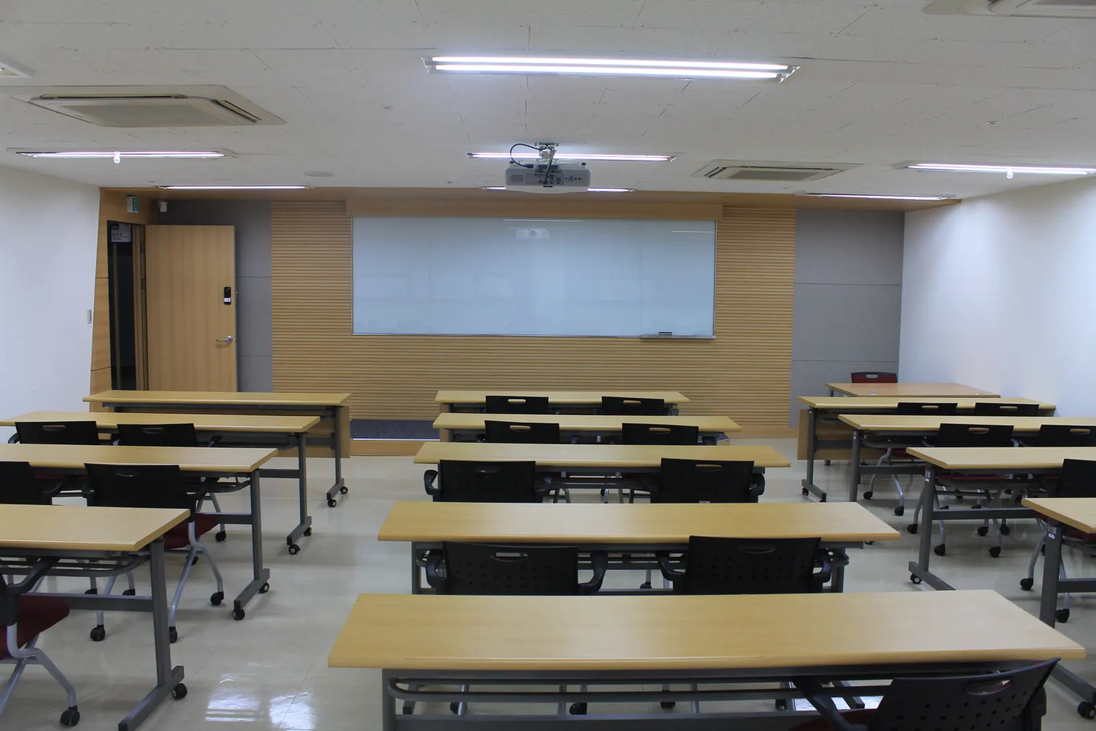한국전파진흥협회 강의실
