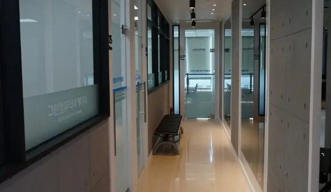 그린컴퓨터아카데미광주학원 복도
