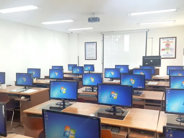 국제직업능력개발교육원 주식회사 실습실