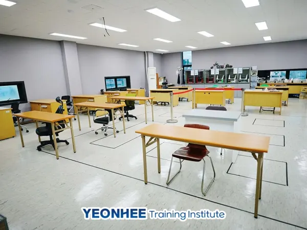 연희직업전문학교 강의실