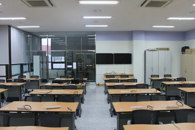 한국전파진흥협회 실습실