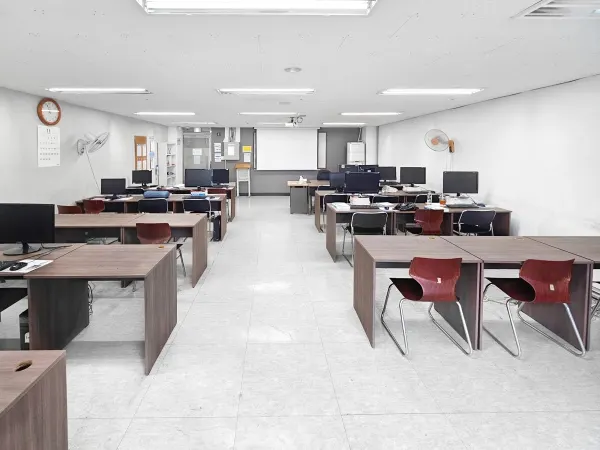 효성직업전문학교 강의실