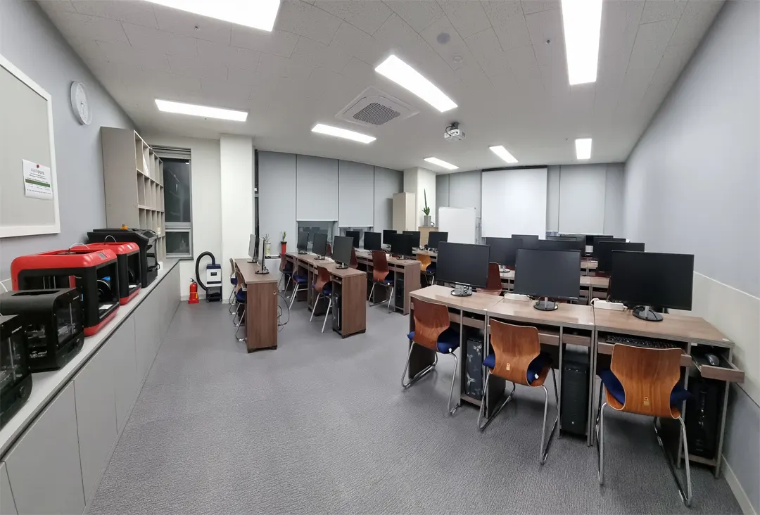 미래컴퓨터학원 실습실