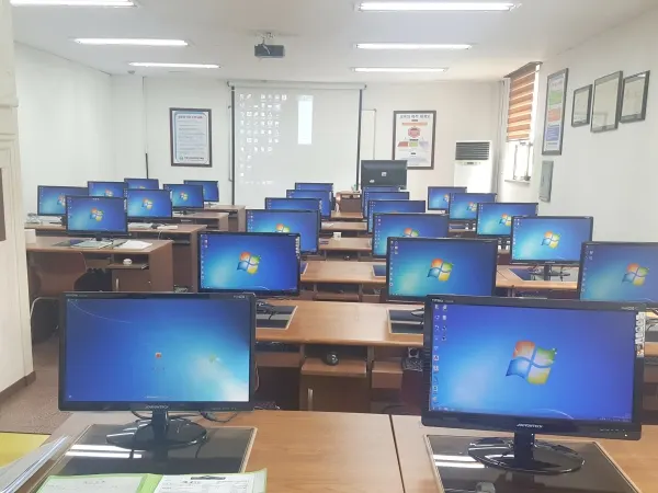 국제직업능력개발교육원 주식회사 실습실
