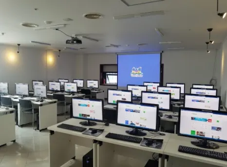 라인컴퓨터아트학원 강의실
