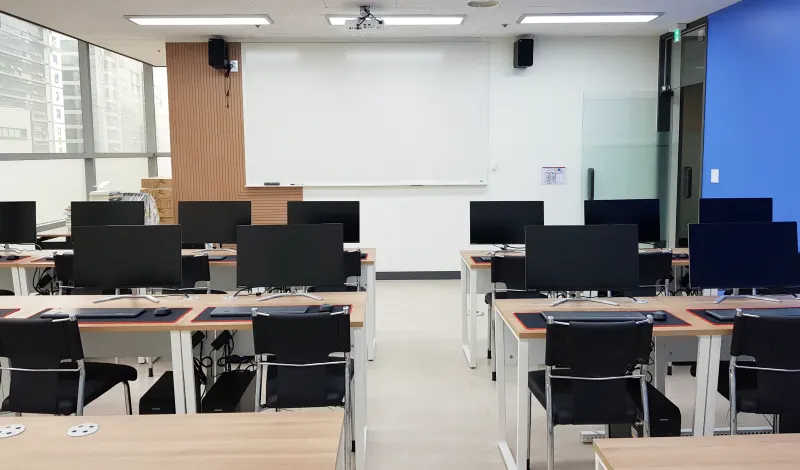 (주)나눔디지털디자인학원 실습실