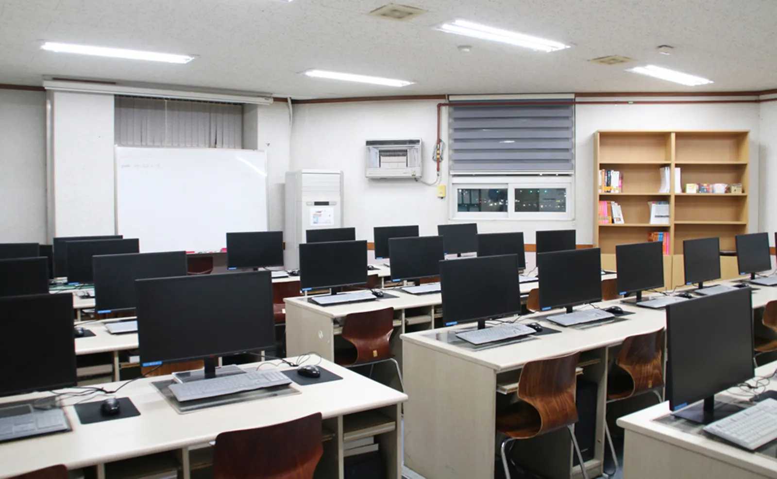 경북산업직업전문학교 강의실