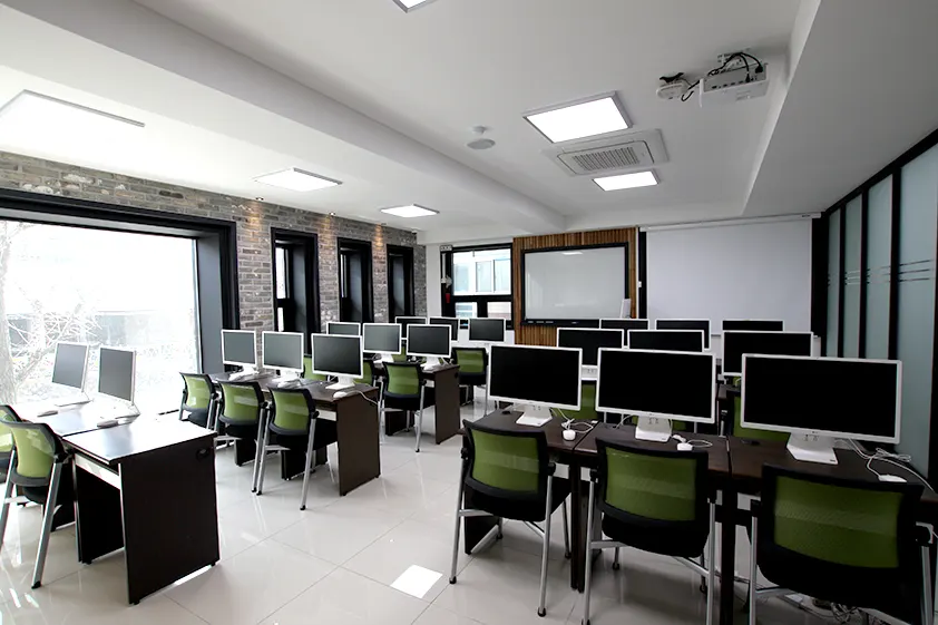 동양디자인캐드세무아카데미 실습실