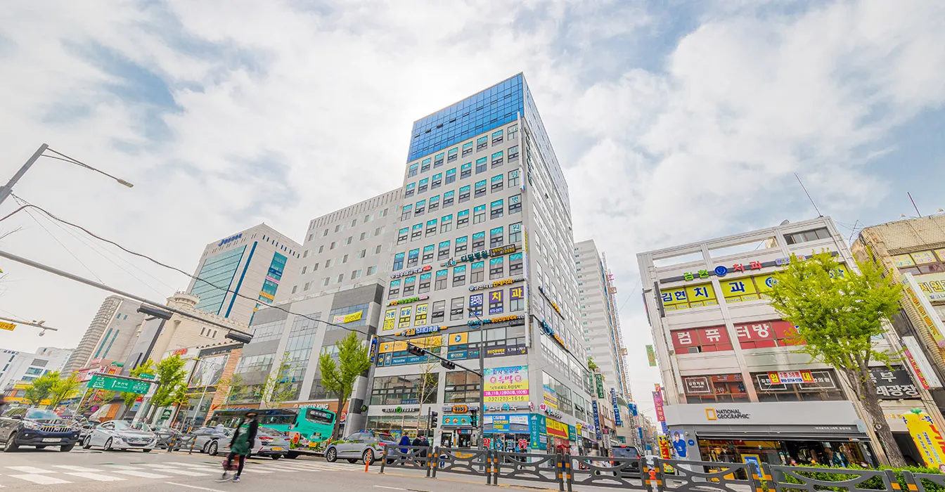 (주)우리인재개발원 건물외관