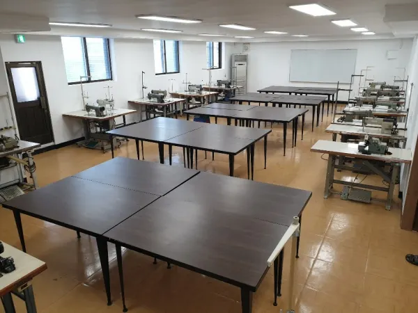 강남직업전문학교 실습실